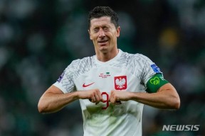 壹号-关于莱万多夫斯基在IG比赛中挺进下一轮，势不可挡引发热议！的信息