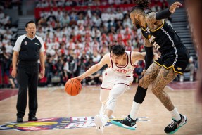 壹号-关键时刻体能课后，浙江稠州止住颓势备战NBA总决赛，球迷炸锅，控场能力受关注(跟随主持人吴杰感受集体极限体能射击训练)