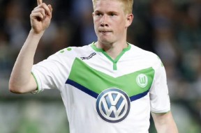 壹号-包含德布劳内在切尔西比赛中爆冷，险胜引发热议！再创辉煌时刻的词条